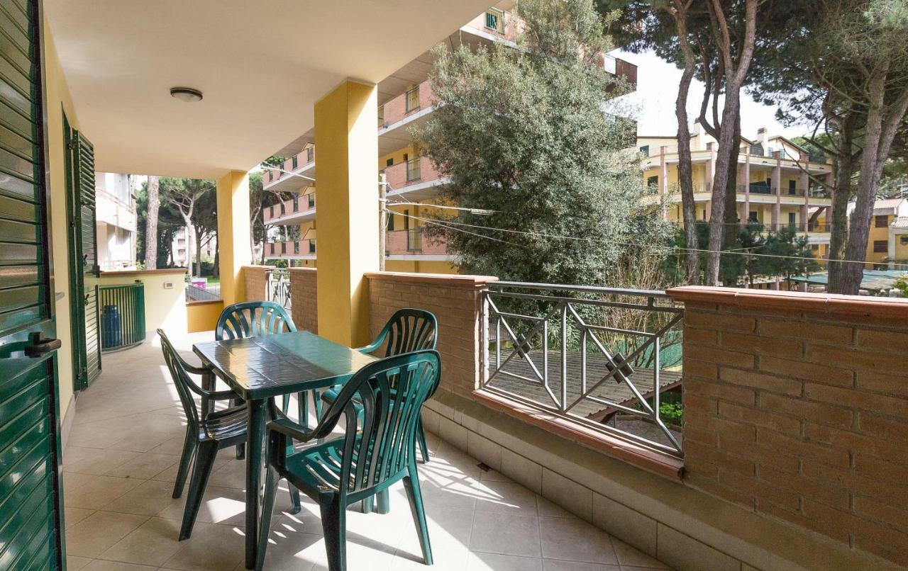 Le Terrazze Apartments Lido di Spina Eksteriør bilde
