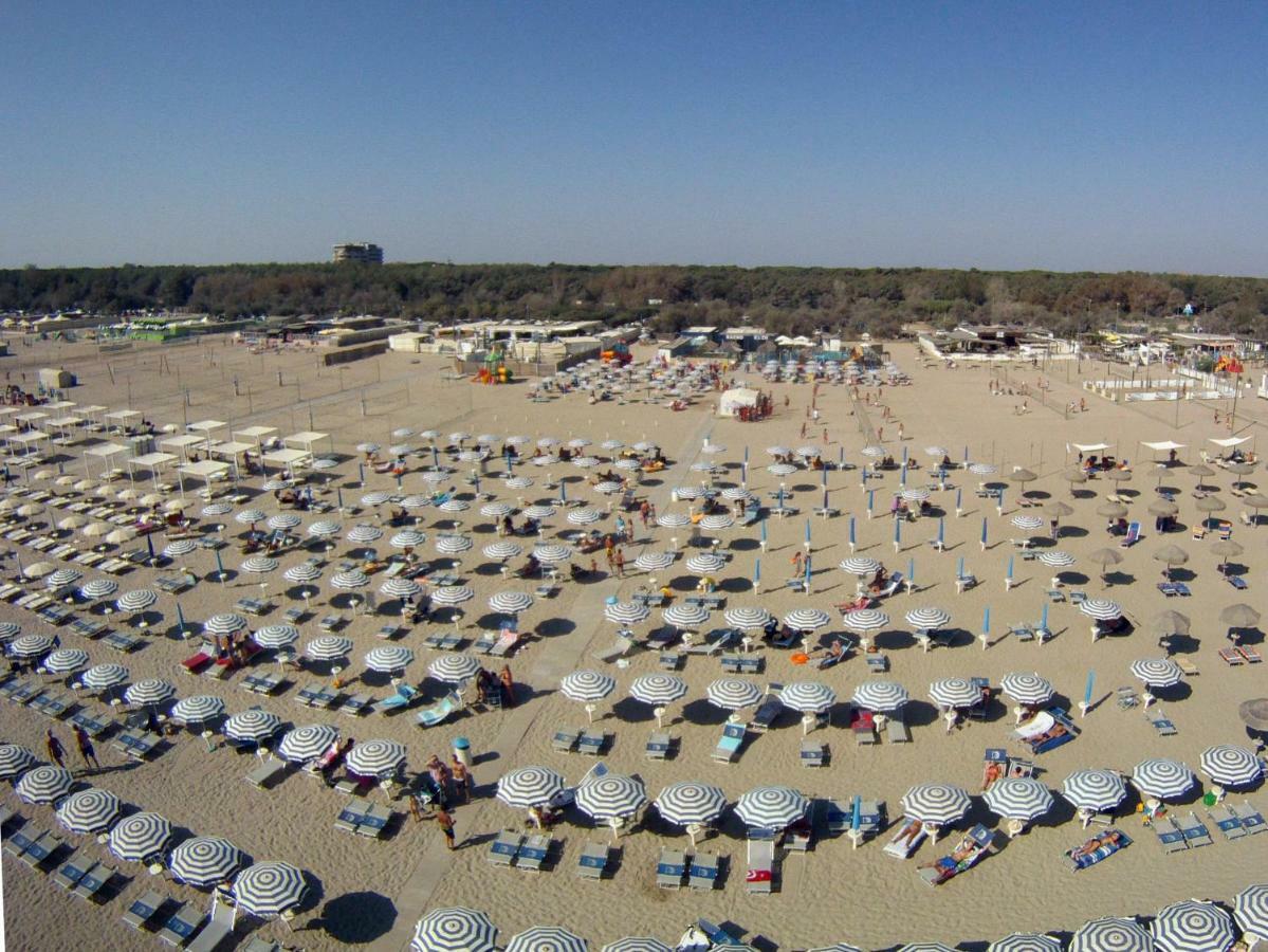 Le Terrazze Apartments Lido di Spina Eksteriør bilde