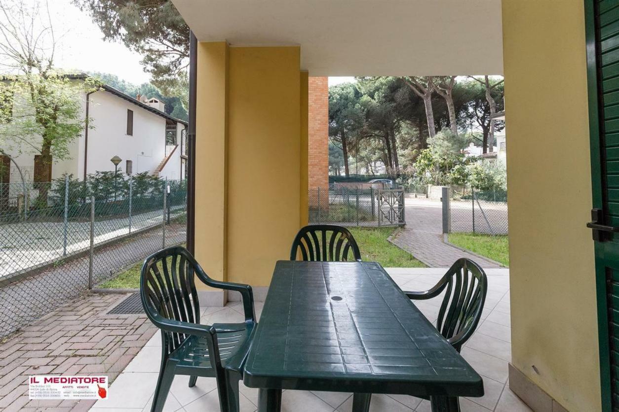 Le Terrazze Apartments Lido di Spina Eksteriør bilde