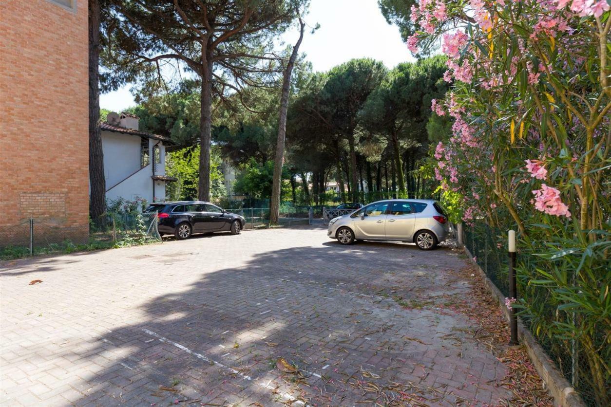 Le Terrazze Apartments Lido di Spina Eksteriør bilde